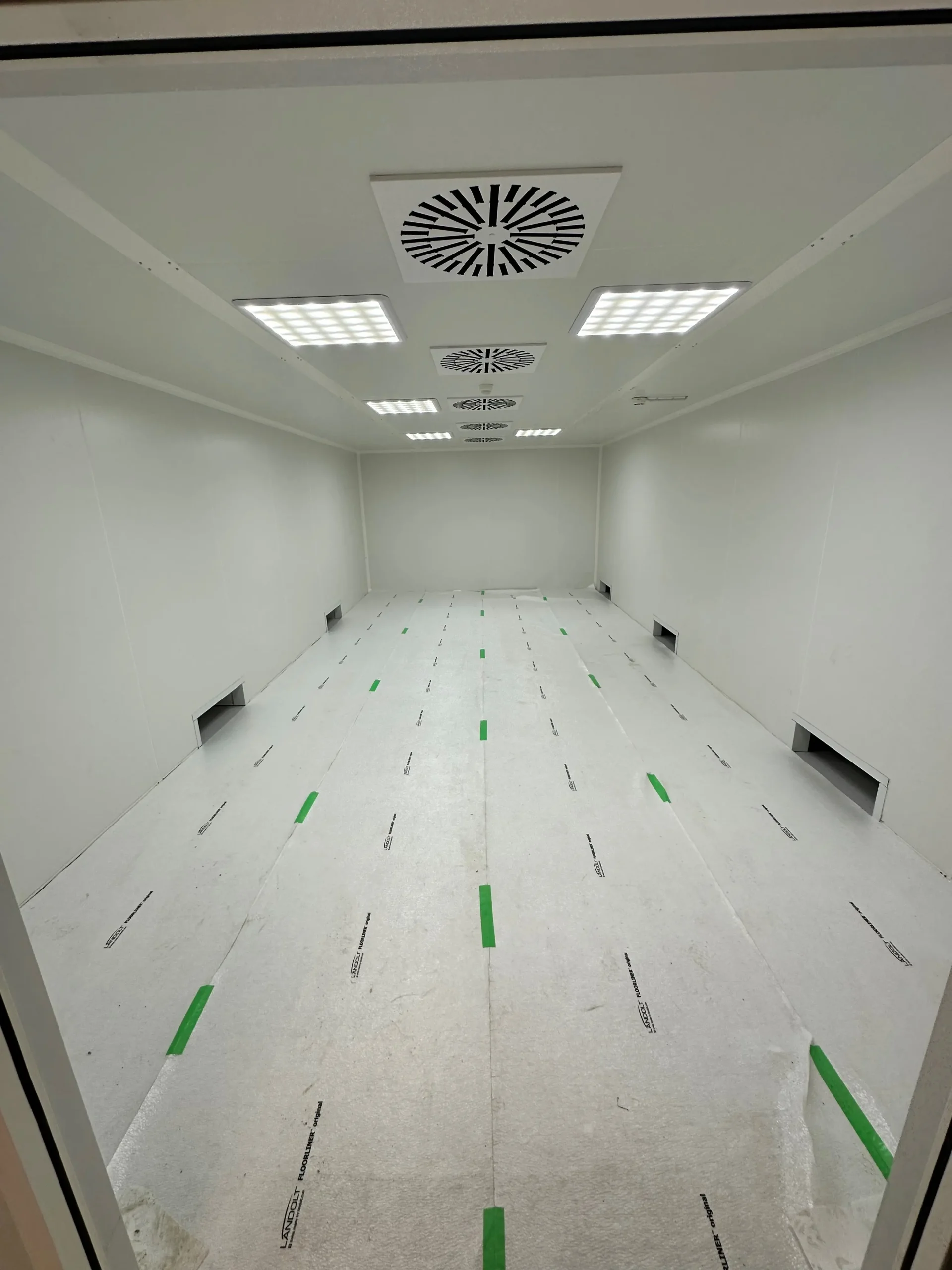Zone à Atmosphère Contrôlée (ZAC) - salles blanches, salles grises, chambres froides, locaux coupe-feu - MSB23 installation conception maintenance rénovation ZAC